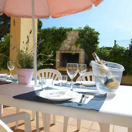 Villa Victor 1 *